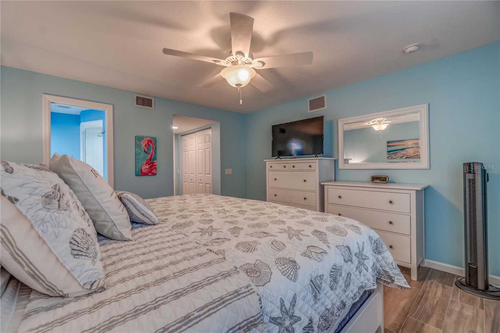 4307 GULF DR #103, HOLMES BEACH, FL, 34217