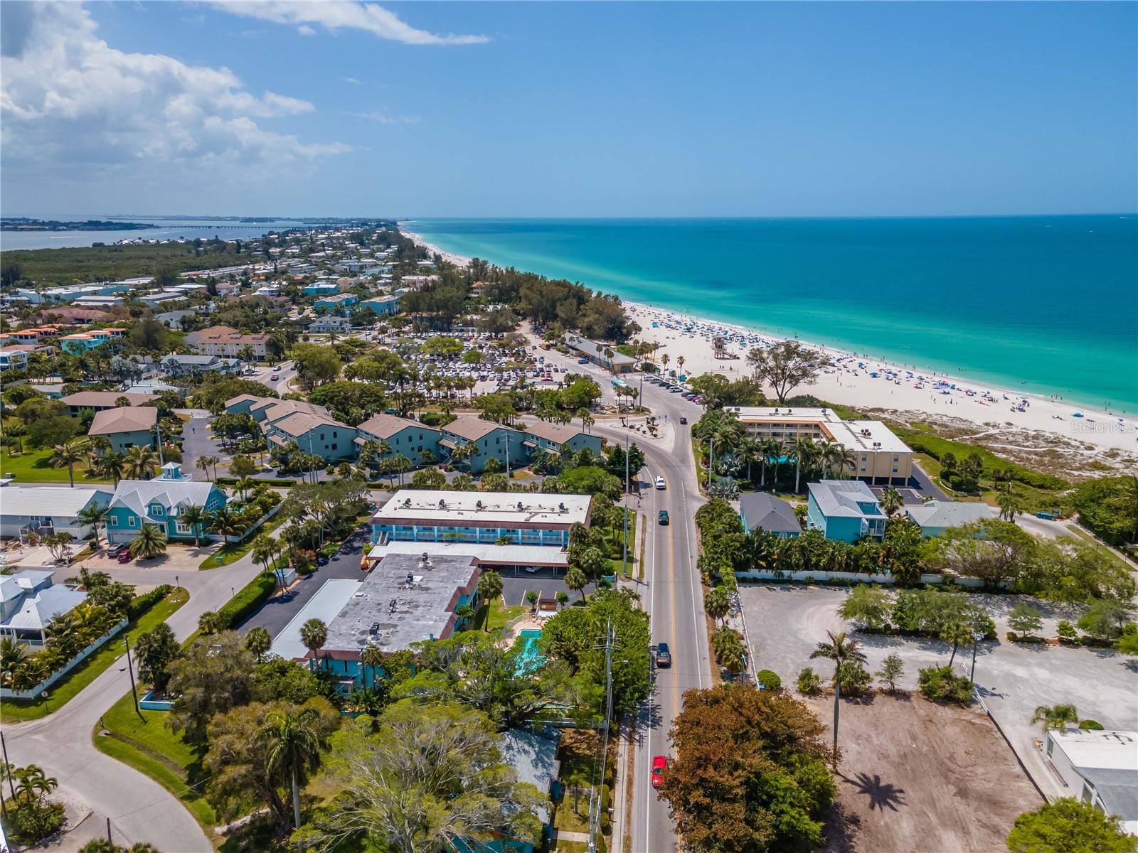 4307 GULF DR #103, HOLMES BEACH, FL, 34217