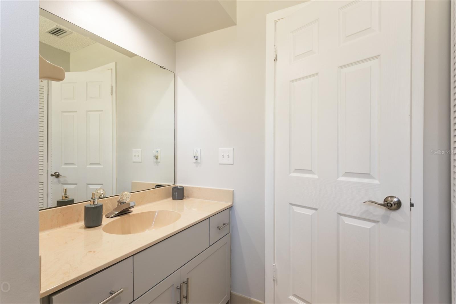3 CLEMENT CT, PALM COAST, FL, 32137