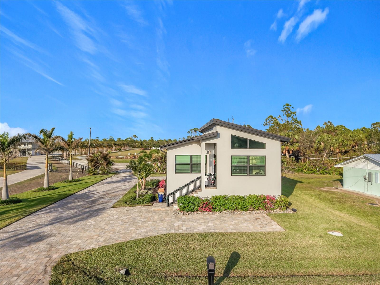 24502 YACHT CLUB BLVD, PUNTA GORDA, FL, 33955