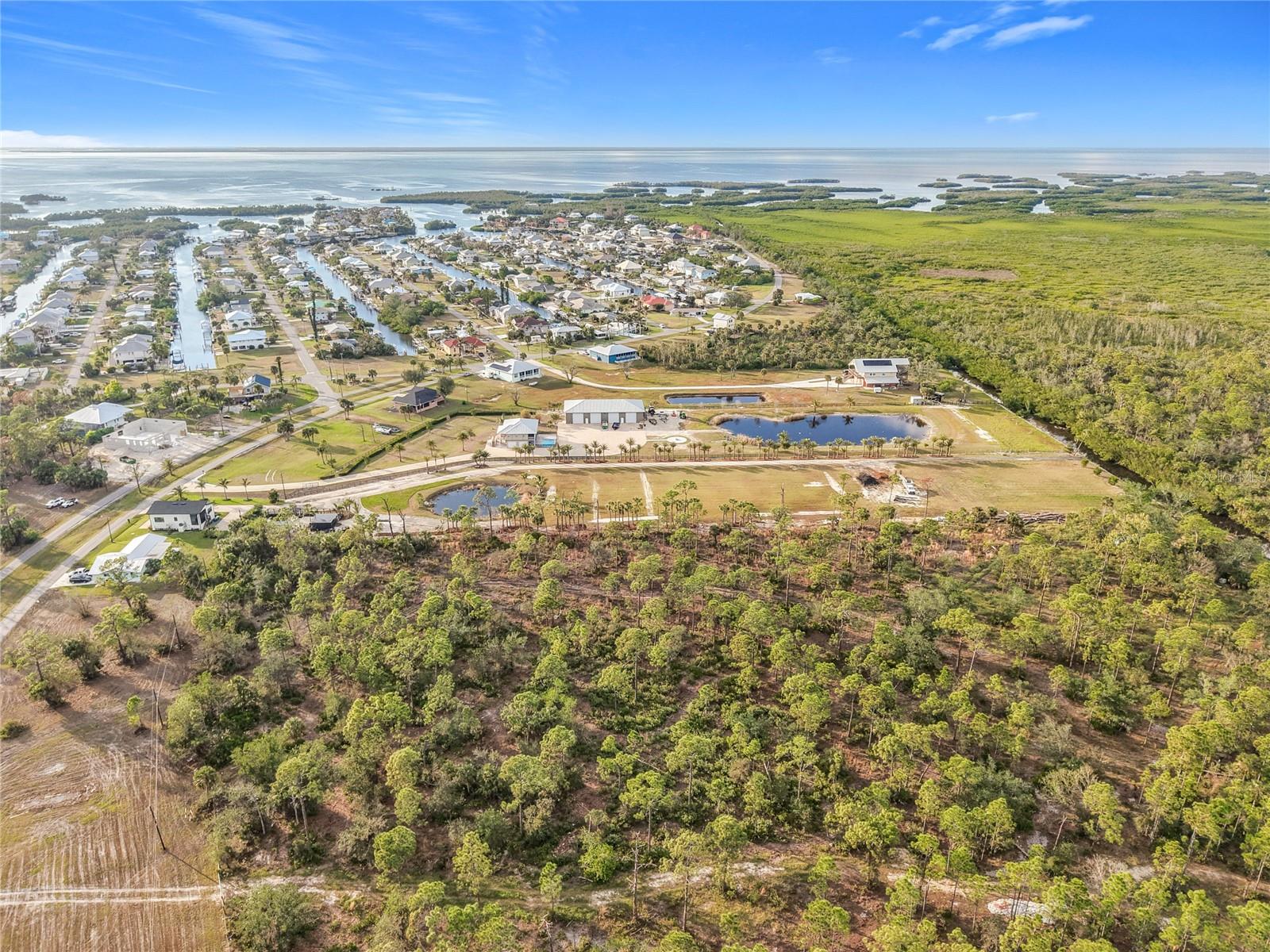 24502 YACHT CLUB BLVD, PUNTA GORDA, FL, 33955