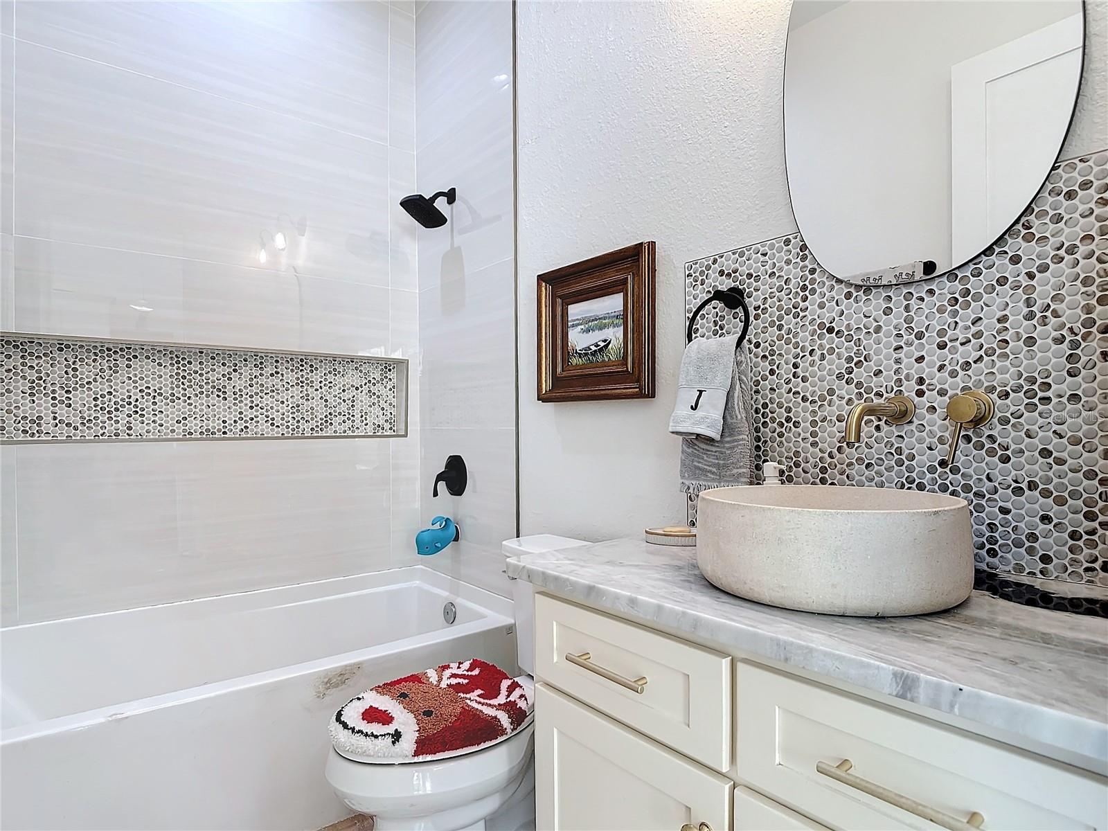 24502 YACHT CLUB BLVD, PUNTA GORDA, FL, 33955