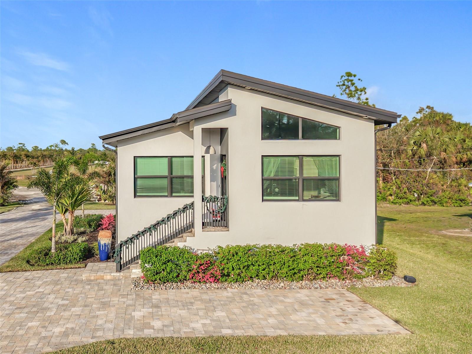 24502 YACHT CLUB BLVD, PUNTA GORDA, FL, 33955