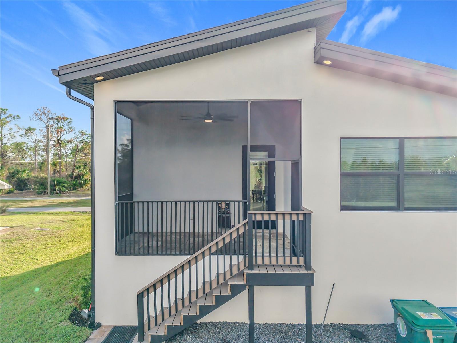 24502 YACHT CLUB BLVD, PUNTA GORDA, FL, 33955