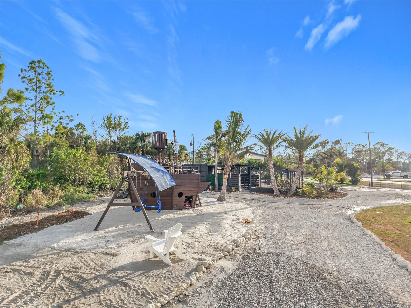 24502 YACHT CLUB BLVD, PUNTA GORDA, FL, 33955