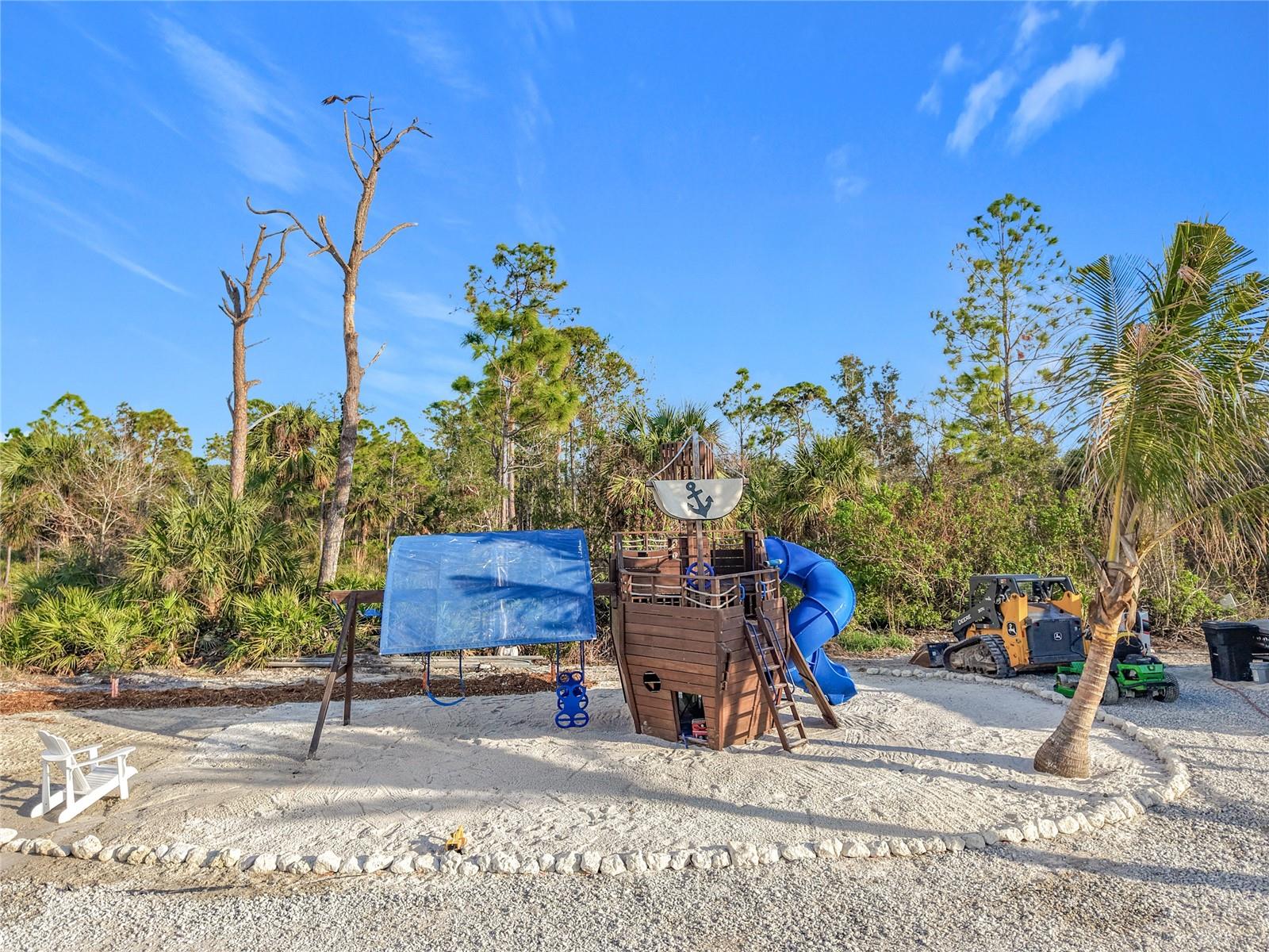 24502 YACHT CLUB BLVD, PUNTA GORDA, FL, 33955