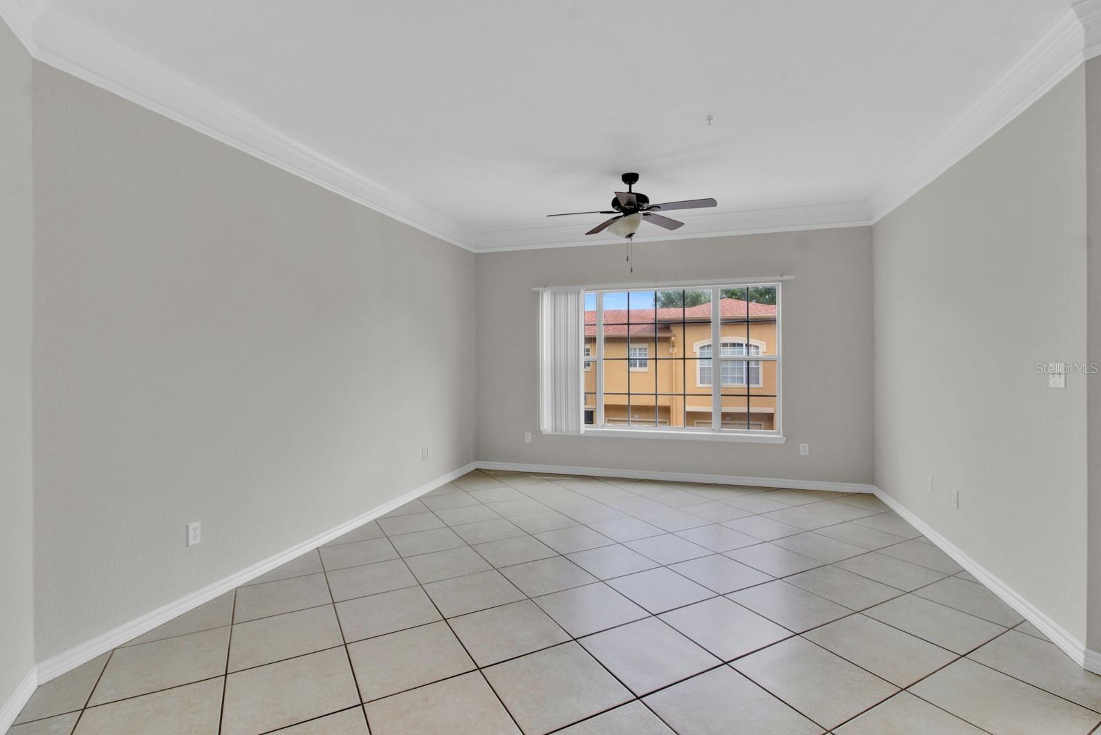 4333 BAYSIDE VILLAGE DR #210, TAMPA, FL, 33615