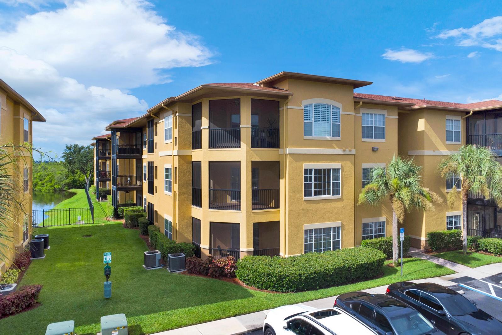 4333 BAYSIDE VILLAGE DR #210, TAMPA, FL, 33615