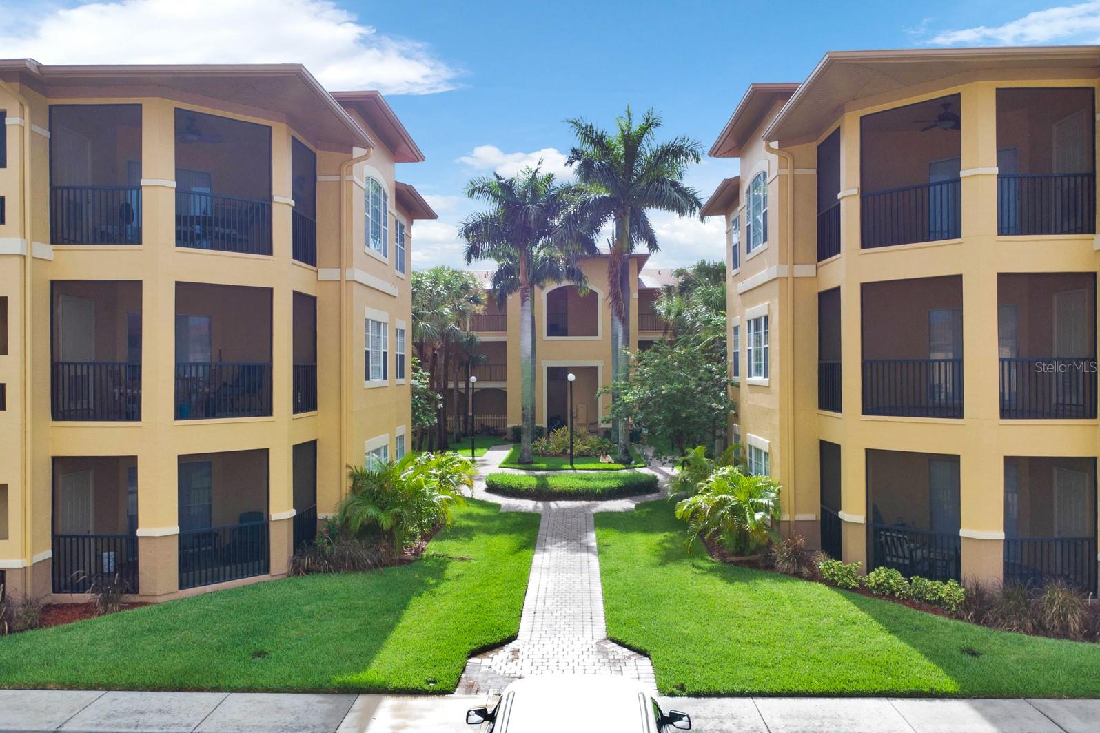 4333 BAYSIDE VILLAGE DR #210, TAMPA, FL, 33615
