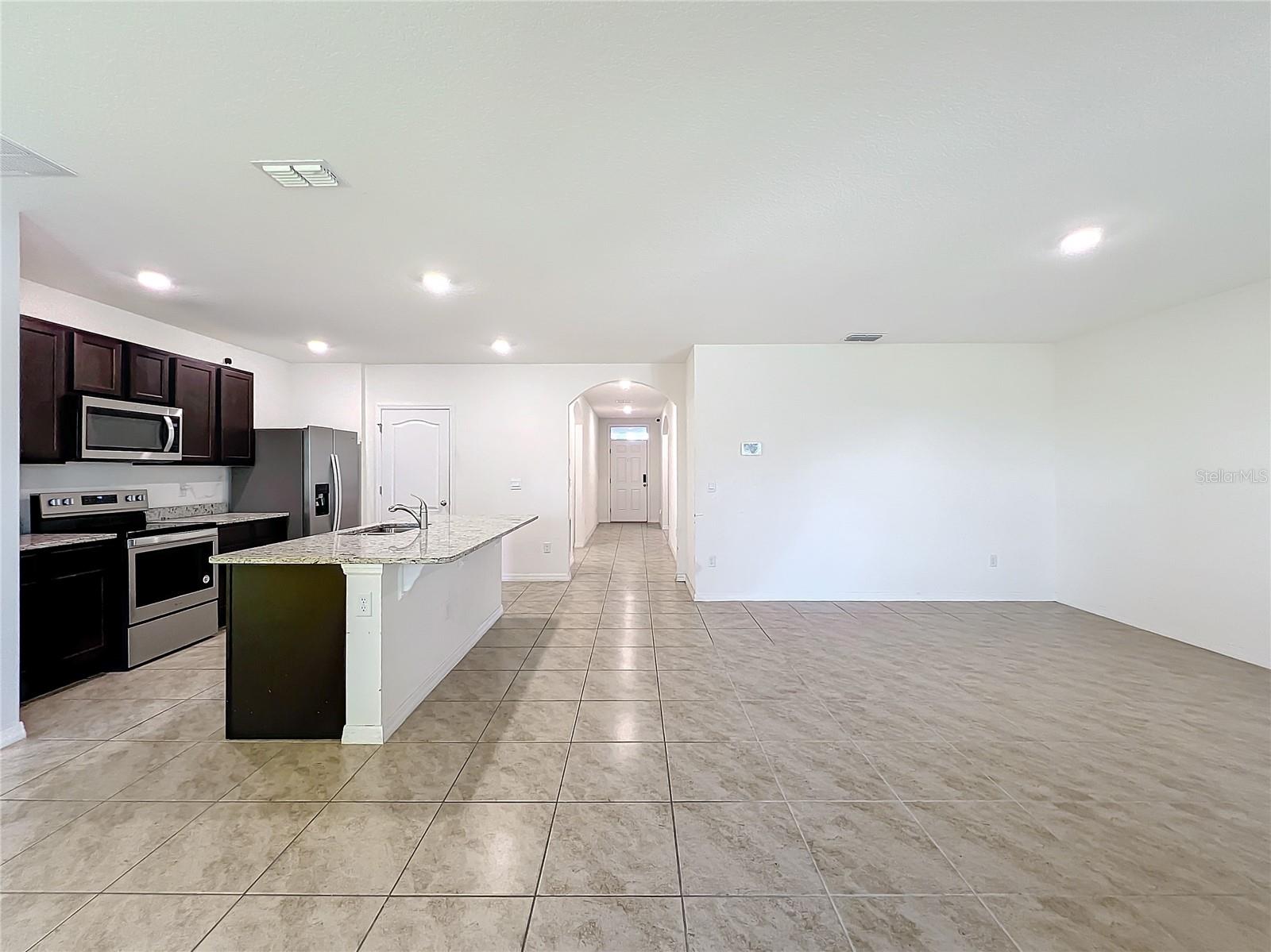 3290 LOGAN BERRY DR, MOUNT DORA, FL, 32757