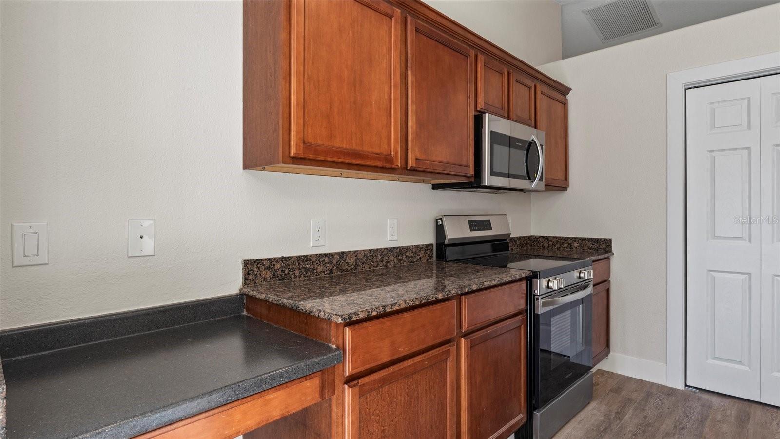 1451 GLENVIEW RD, NORTH PORT, FL, 34288