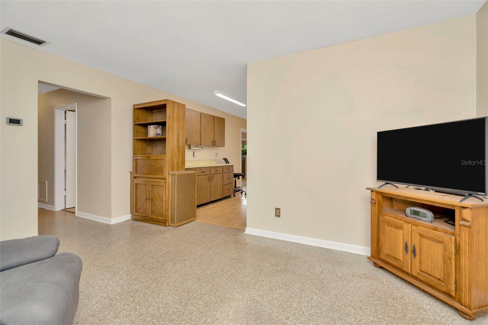 807 MONACO DR, TAMPA, FL, 33613