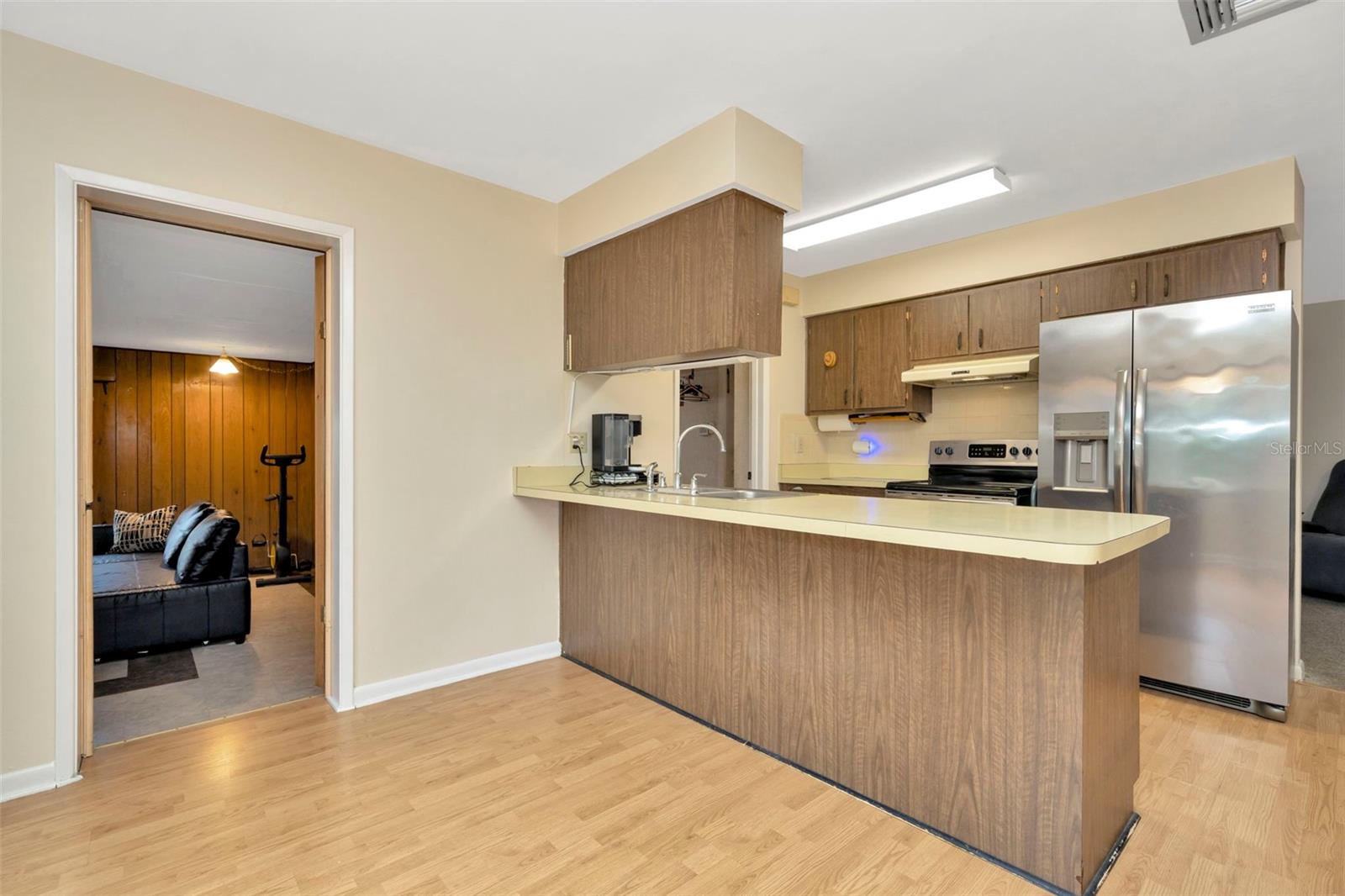 807 MONACO DR, TAMPA, FL, 33613