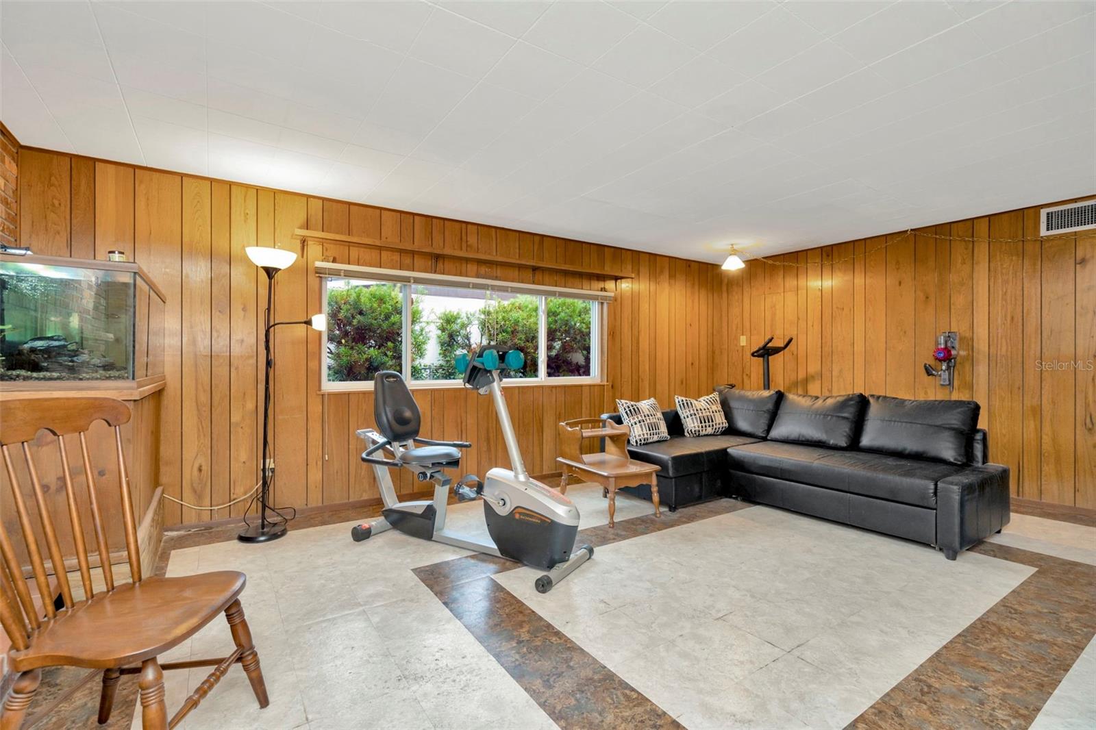 807 MONACO DR, TAMPA, FL, 33613
