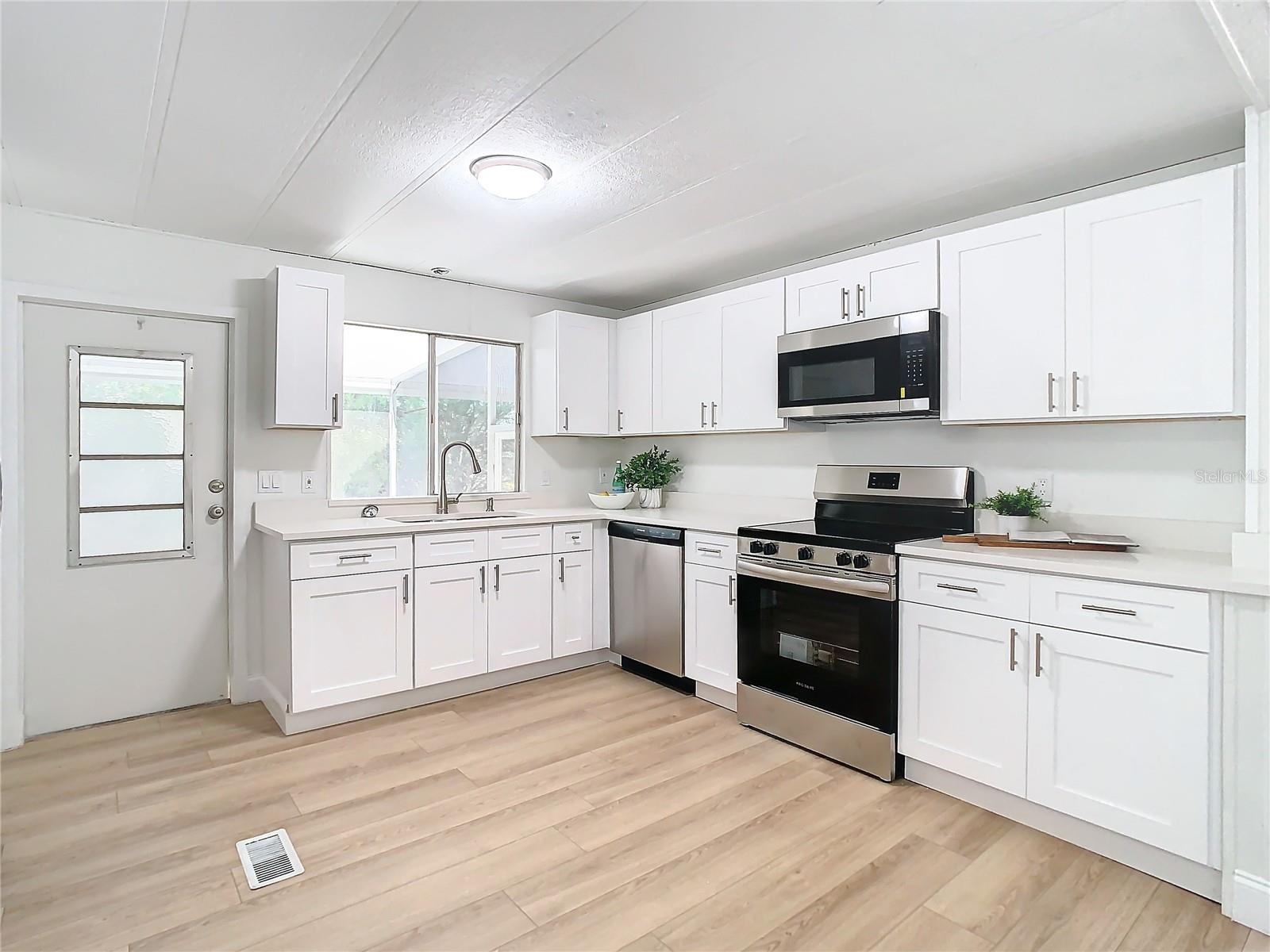 9176 SALISBURY DR, BROOKSVILLE, FL, 34613