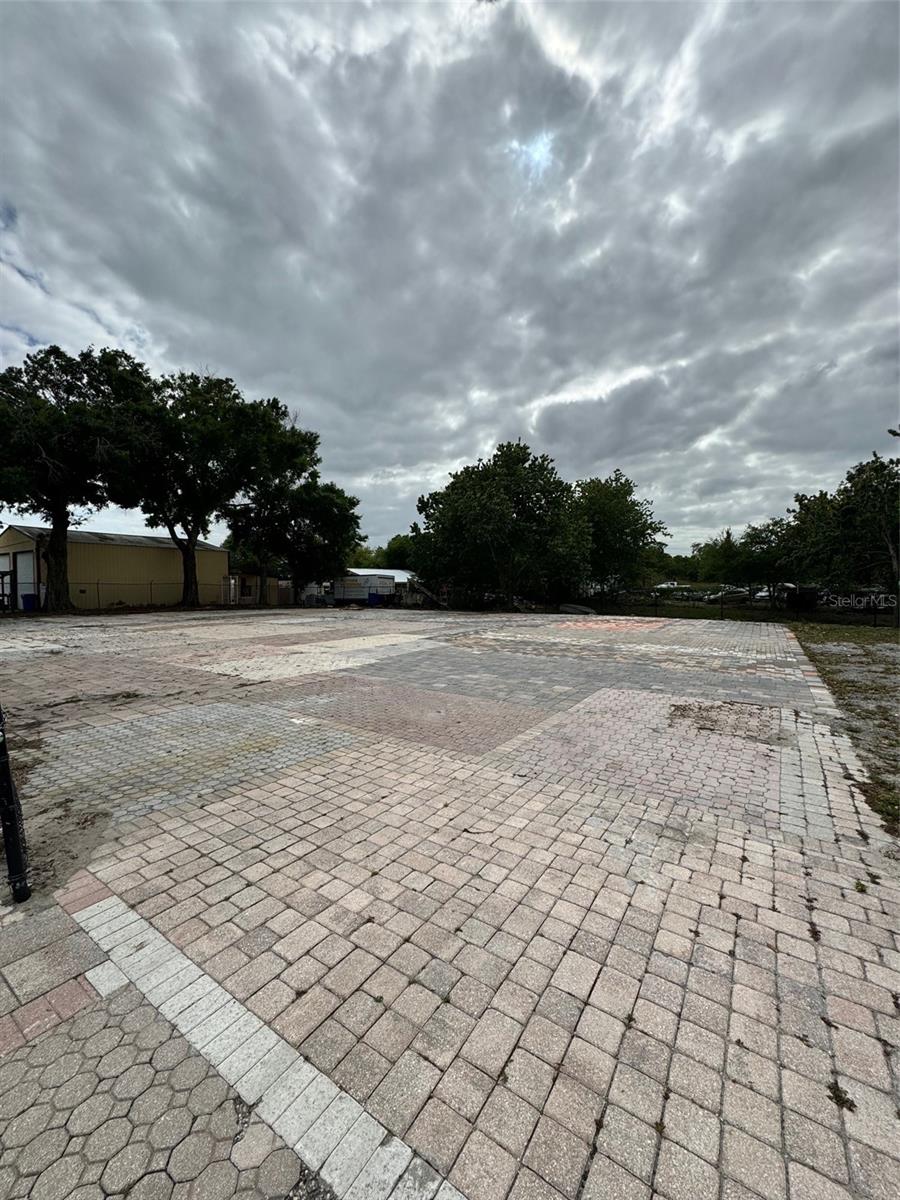 580 FAIRVILLA RD, ORLANDO, FL, 32808