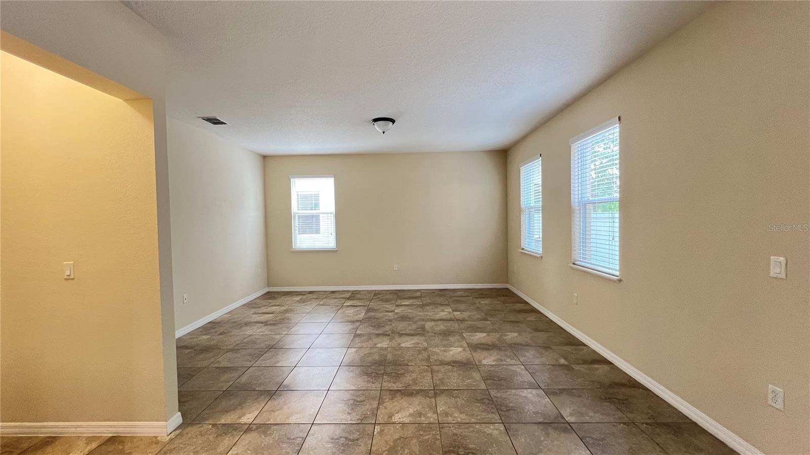 16027 YELLOWEYED DR, CLERMONT, FL, 34714