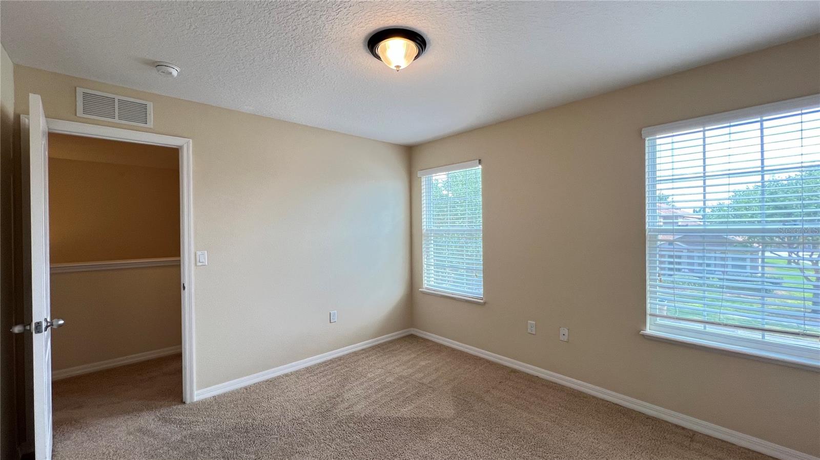 16027 YELLOWEYED DR, CLERMONT, FL, 34714