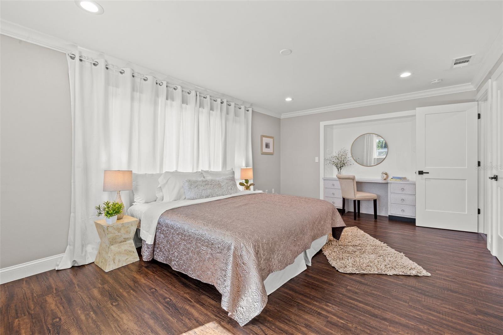 1470 HILL DR, LARGO, FL, 33770