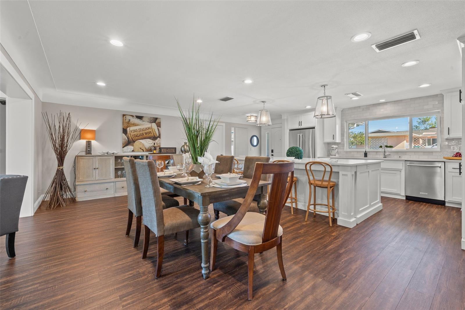 1470 HILL DR, LARGO, FL, 33770