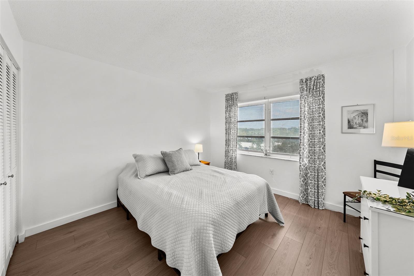 100 WAVERLY WAY #403, CLEARWATER, FL, 33756