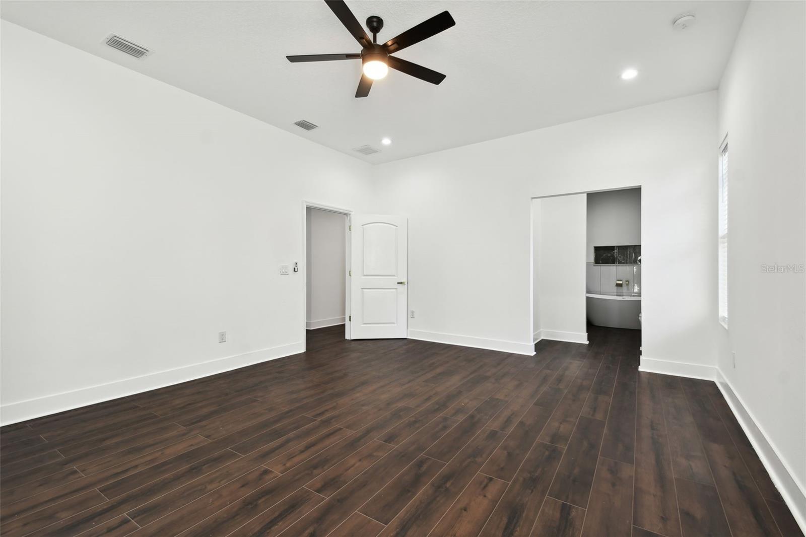 1565 13TH ST S, ST PETERSBURG, FL, 33705