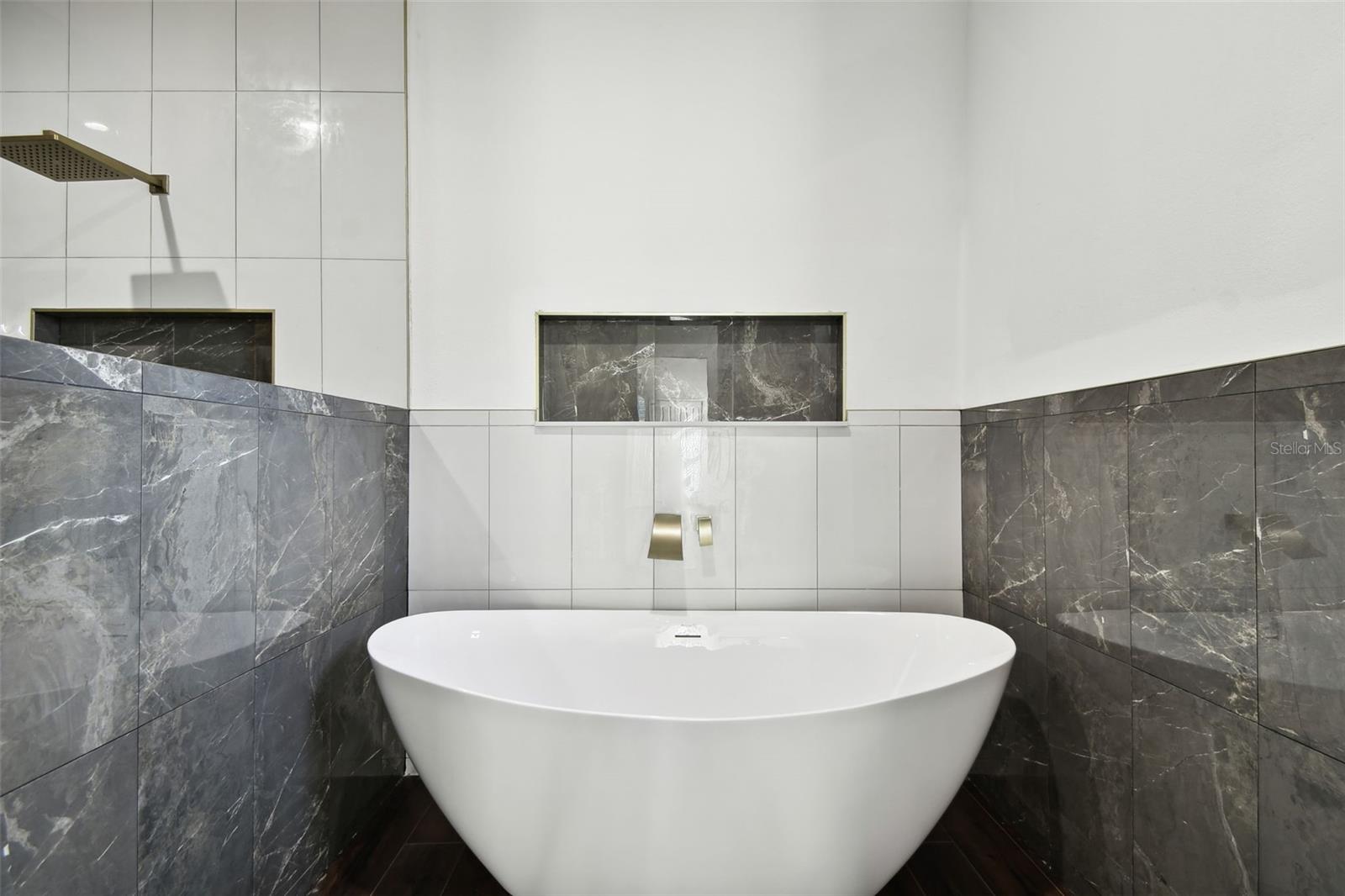 1565 13TH ST S, ST PETERSBURG, FL, 33705