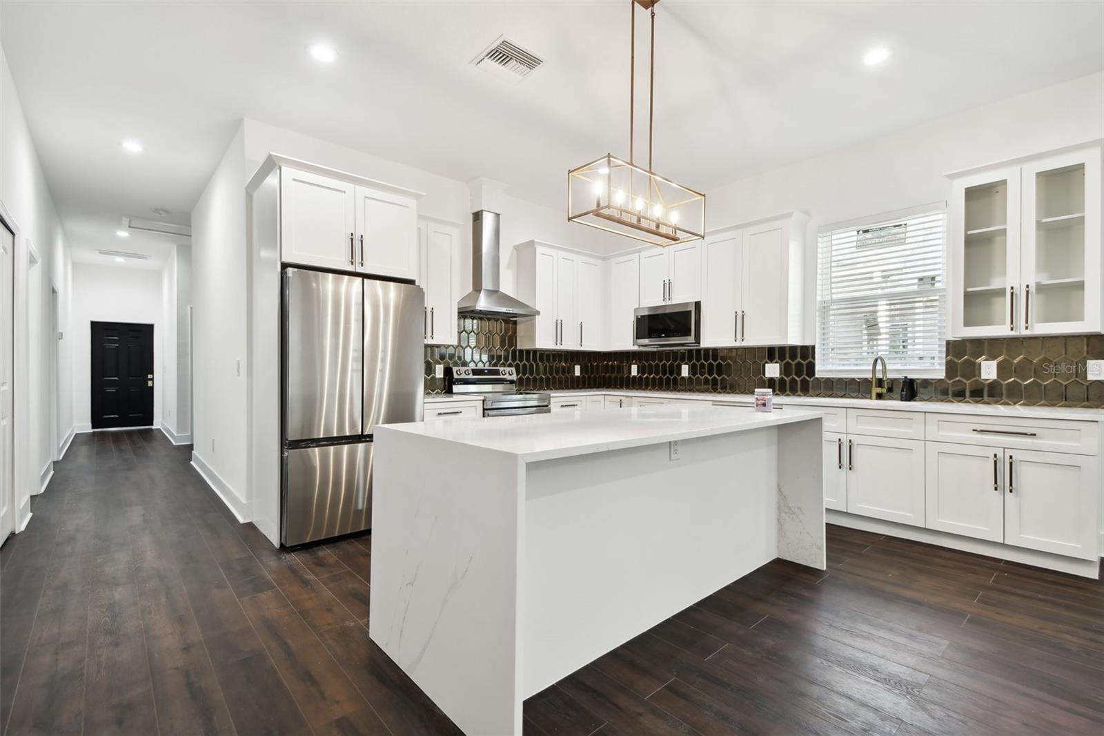 1565 13TH ST S, ST PETERSBURG, FL, 33705