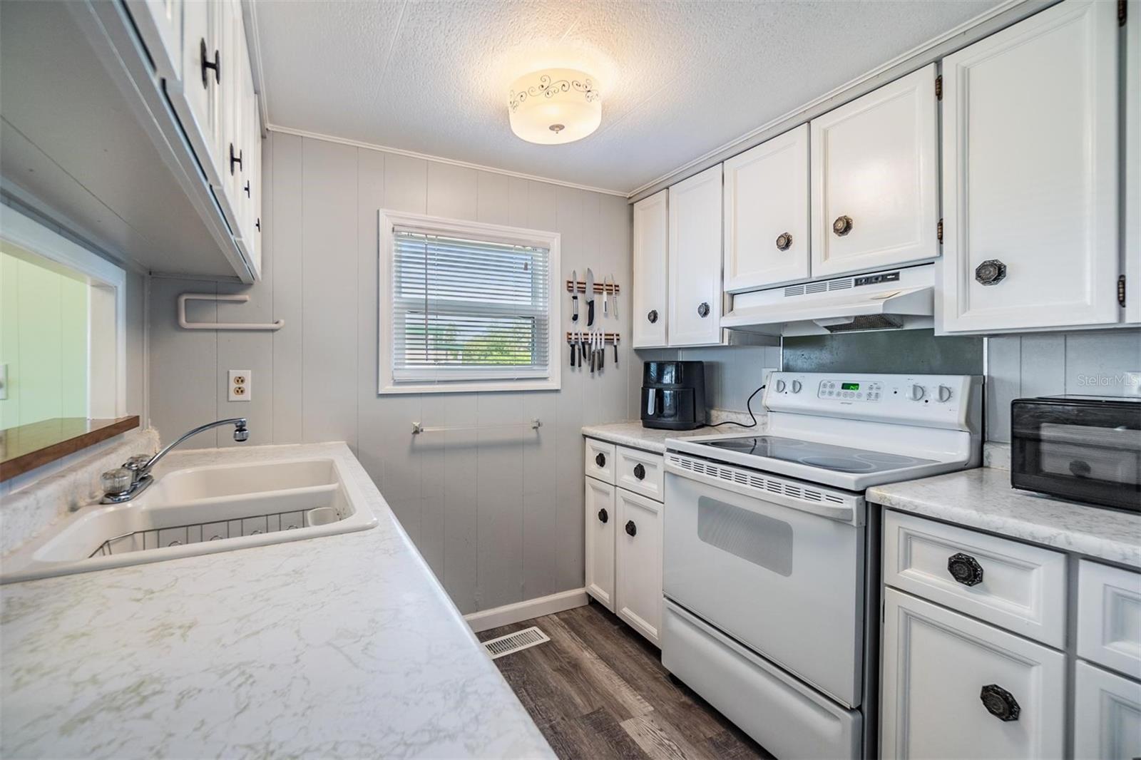 5312 MARY ST, ZEPHYRHILLS, FL, 33542