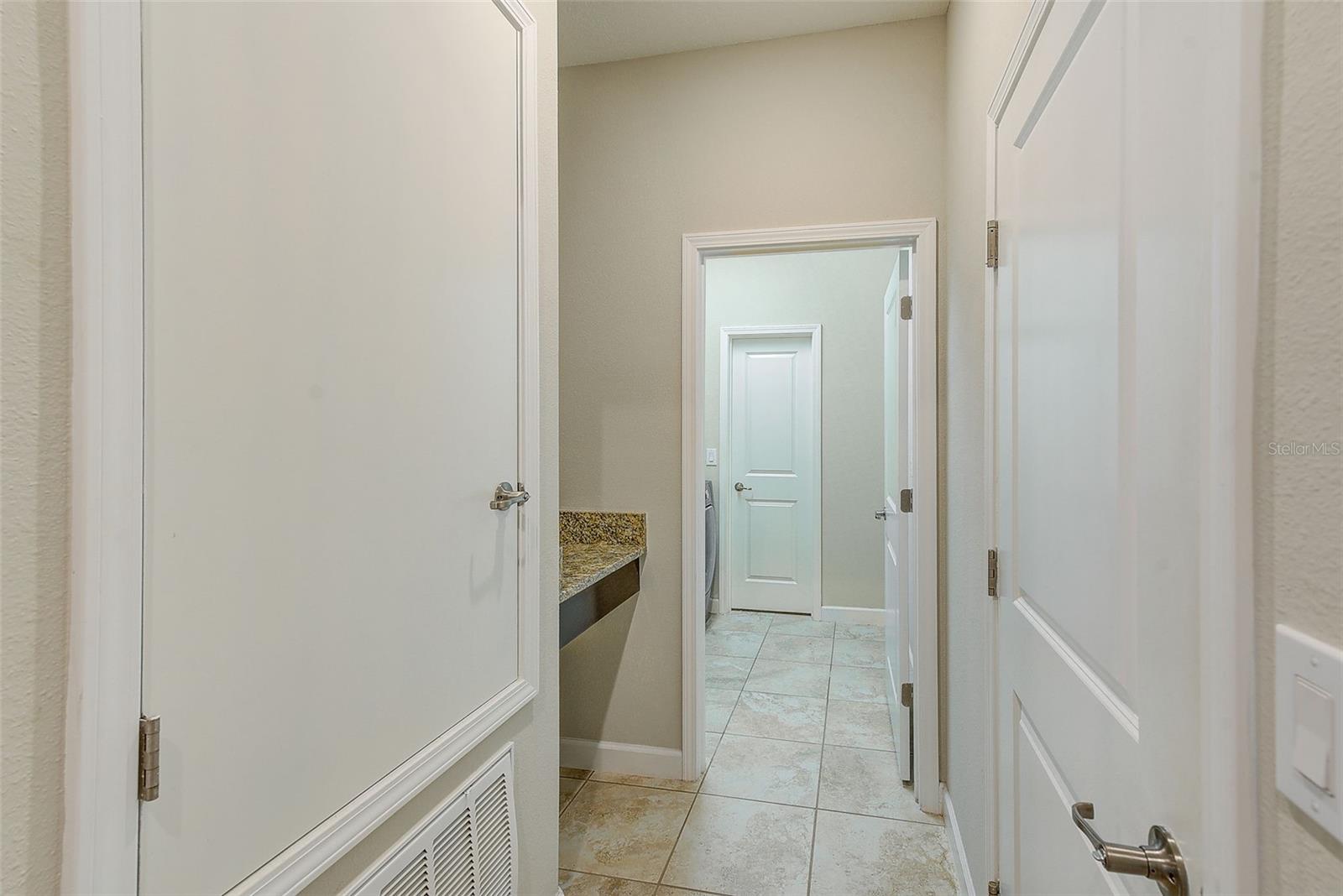 8121 SEQUESTER LOOP, LAND O LAKES, FL, 34637