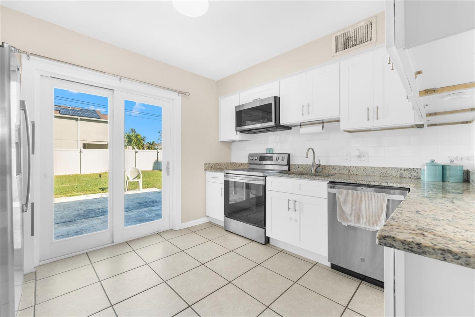 10815 57TH AVE N, SEMINOLE, FL, 33772