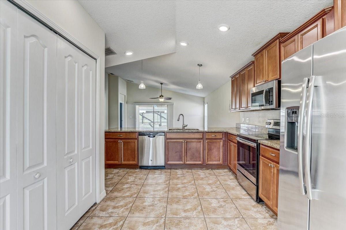 15403 FIRE ROCK PL, RUSKIN, FL, 33573