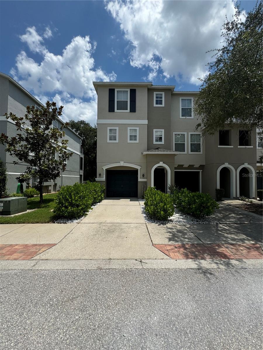 520 WHEATON TRENT PL, TAMPA, FL, 33619