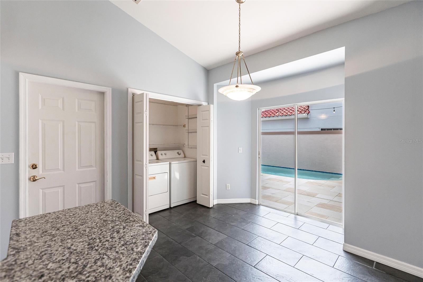 359 PINDO PALM DR, NAPLES, FL, 34104