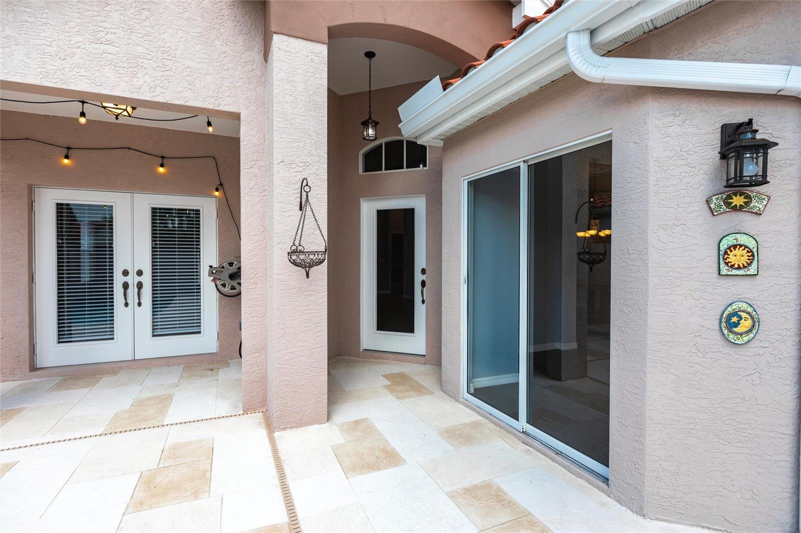 359 PINDO PALM DR, NAPLES, FL, 34104