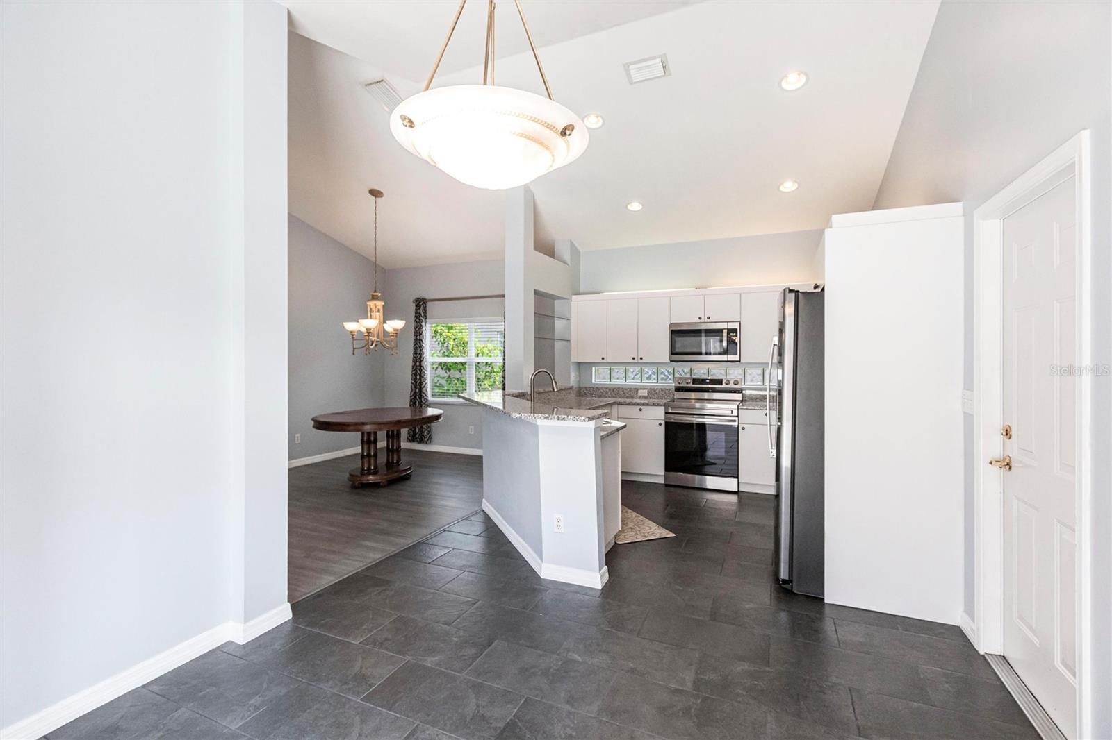 359 PINDO PALM DR, NAPLES, FL, 34104