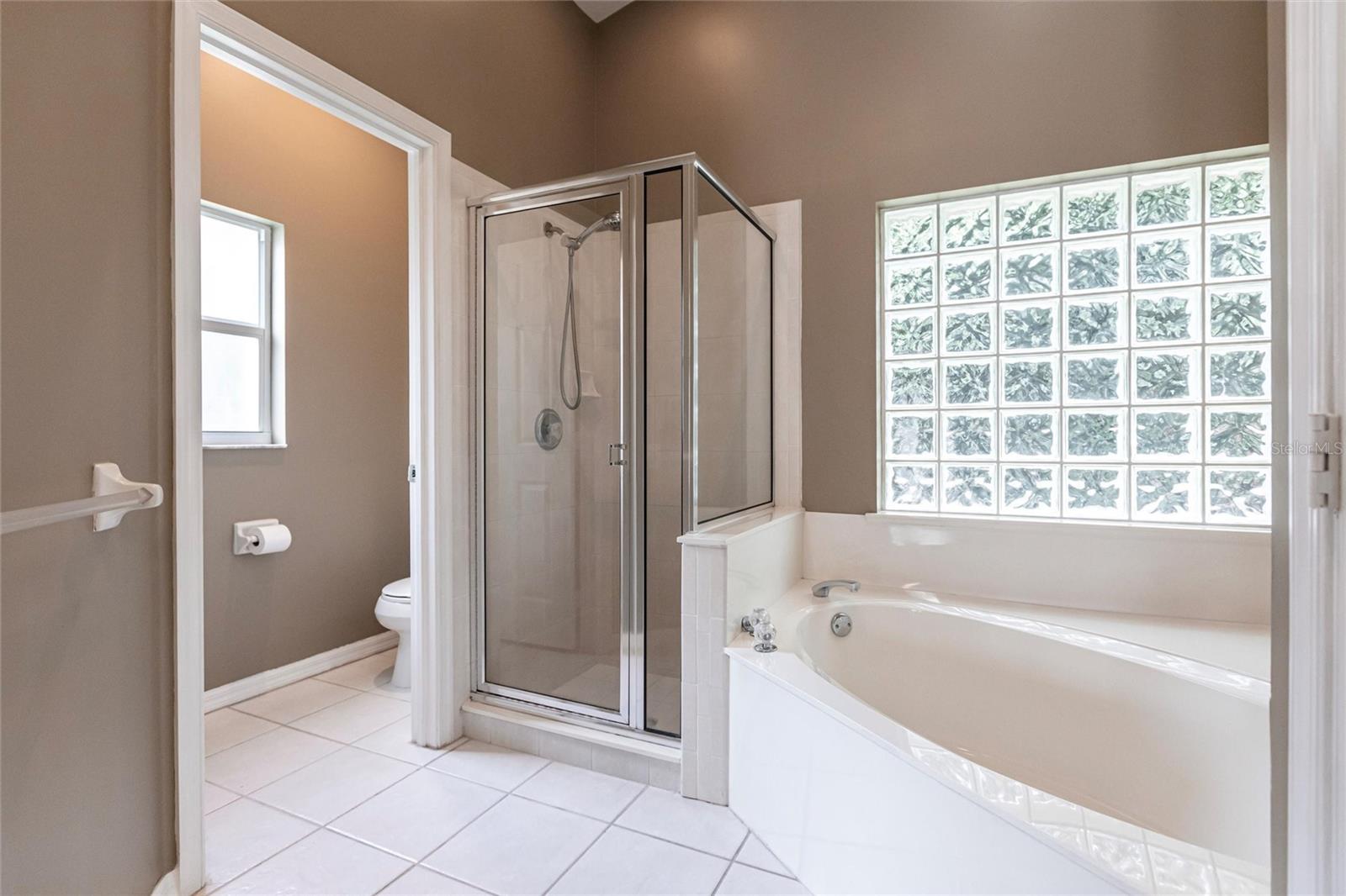359 PINDO PALM DR, NAPLES, FL, 34104