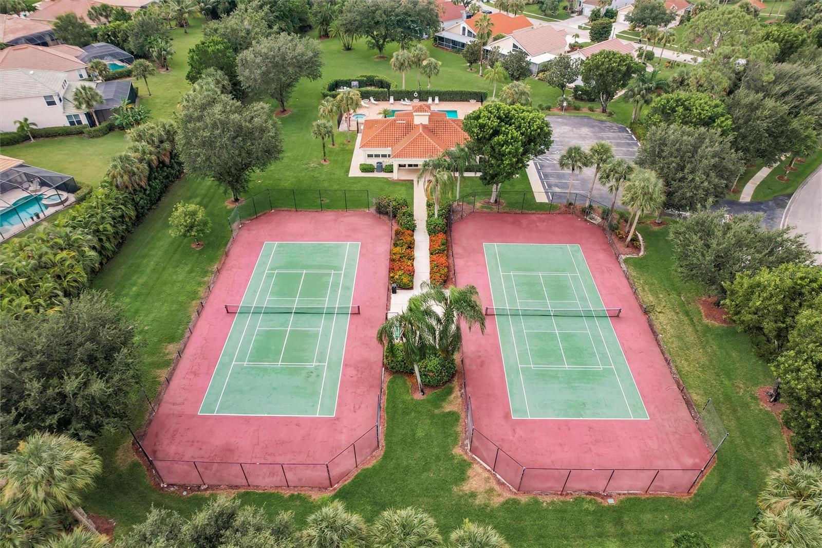 359 PINDO PALM DR, NAPLES, FL, 34104