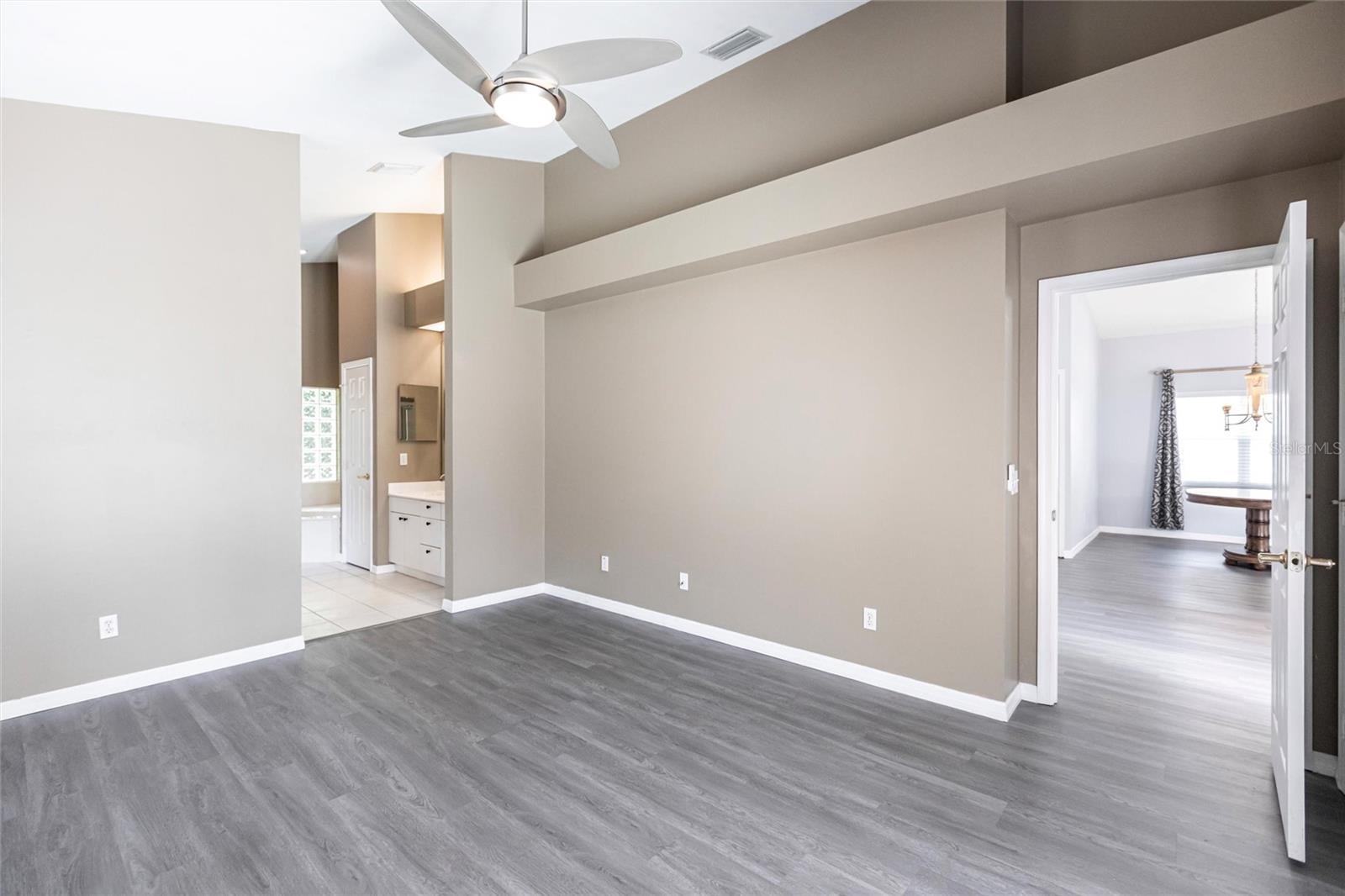 359 PINDO PALM DR, NAPLES, FL, 34104