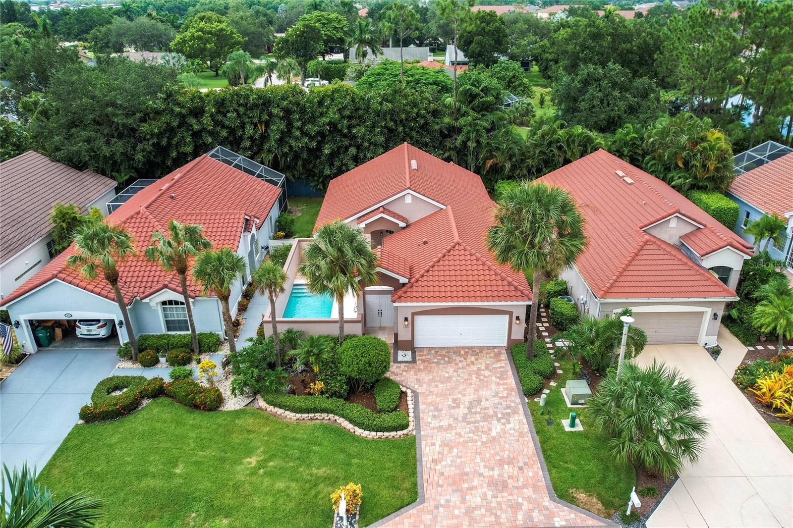 359 PINDO PALM DR, NAPLES, FL, 34104