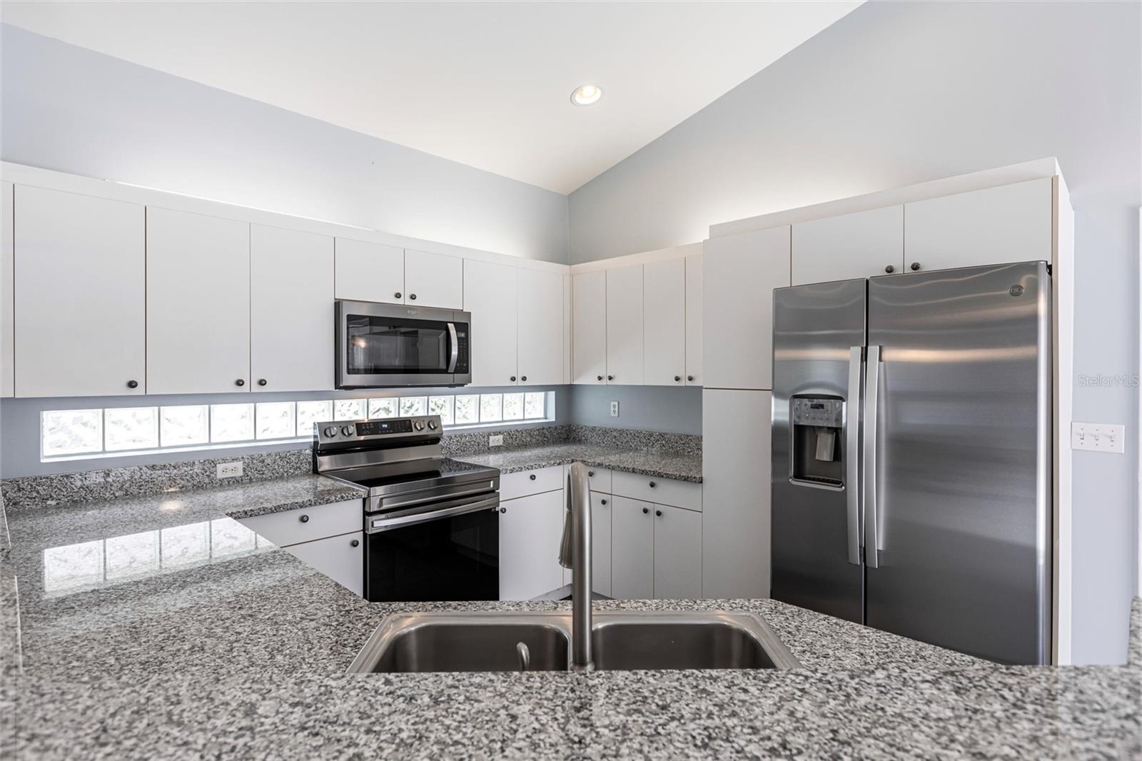 359 PINDO PALM DR, NAPLES, FL, 34104
