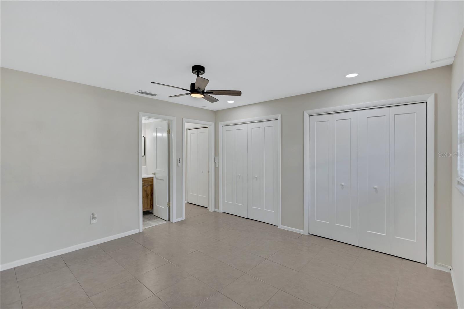 1006 CARA DR #1006, LARGO, FL, 33771