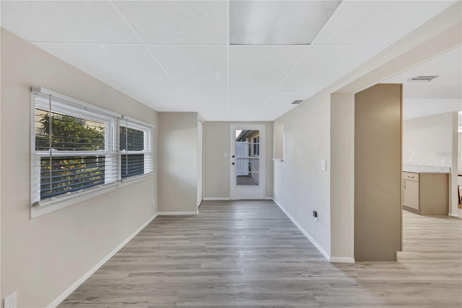 1006 CARA DR #1006, LARGO, FL, 33771