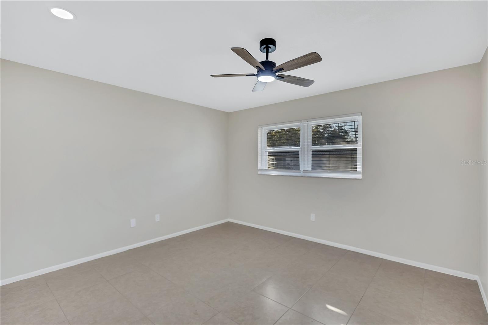 1006 CARA DR #1006, LARGO, FL, 33771