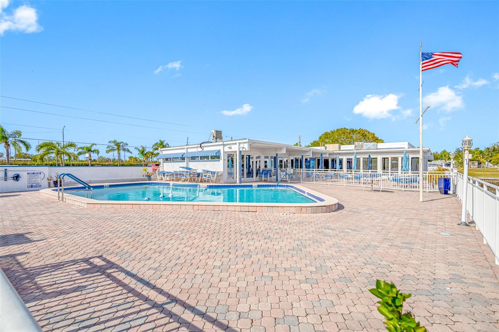 18675 US HIGHWAY 19 N #319, CLEARWATER, FL, 33764