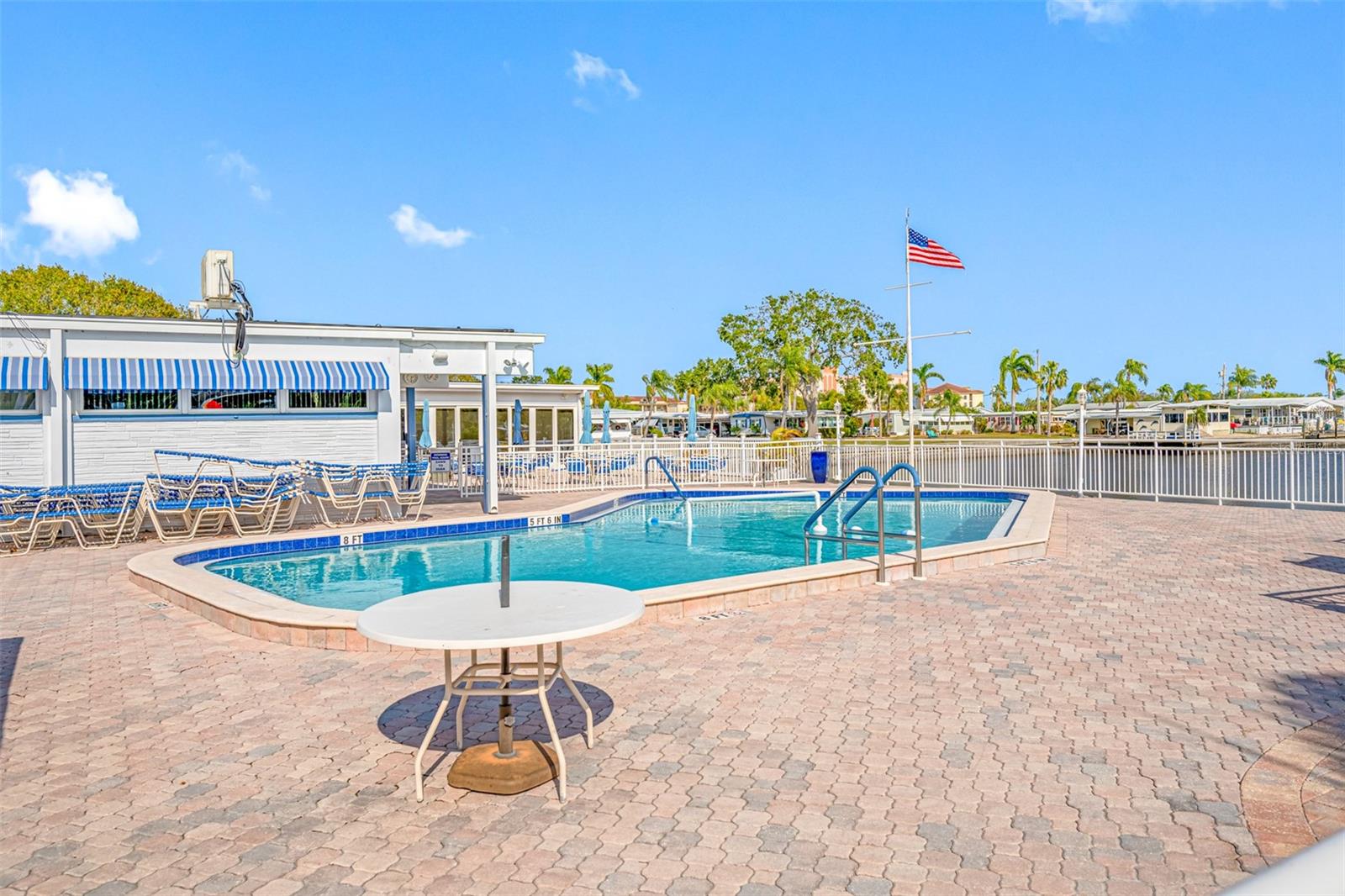 18675 US HIGHWAY 19 N #319, CLEARWATER, FL, 33764