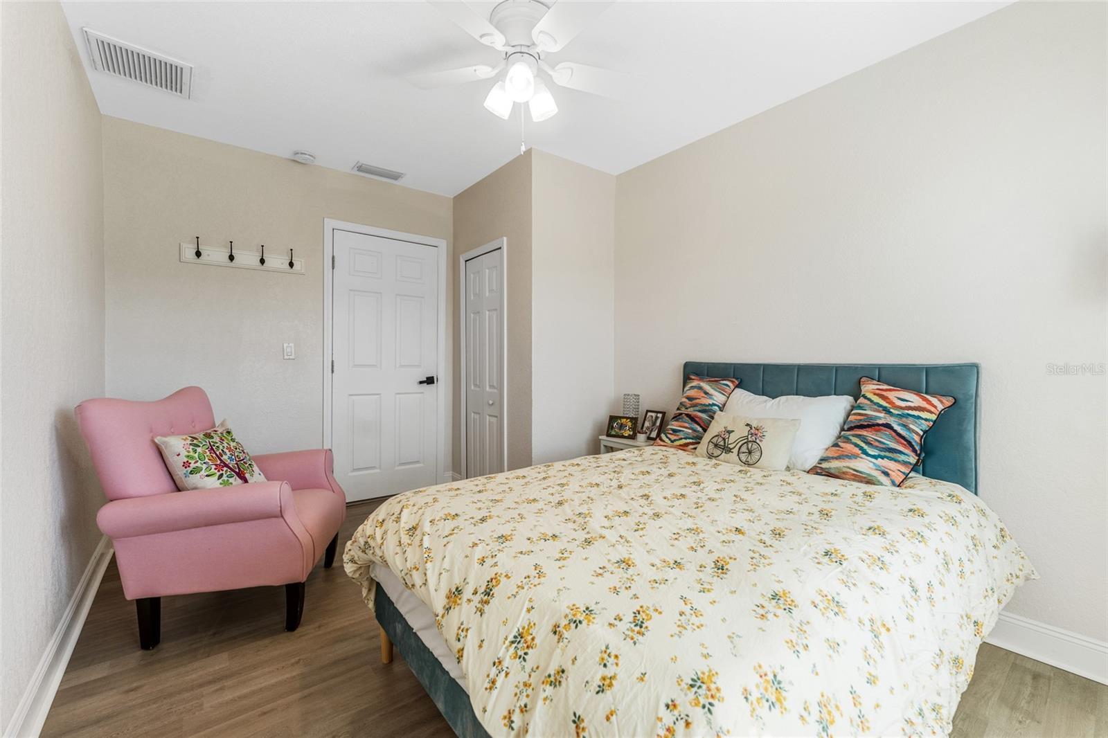 702 E GILCHRIST ST, PLANT CITY, FL, 33563