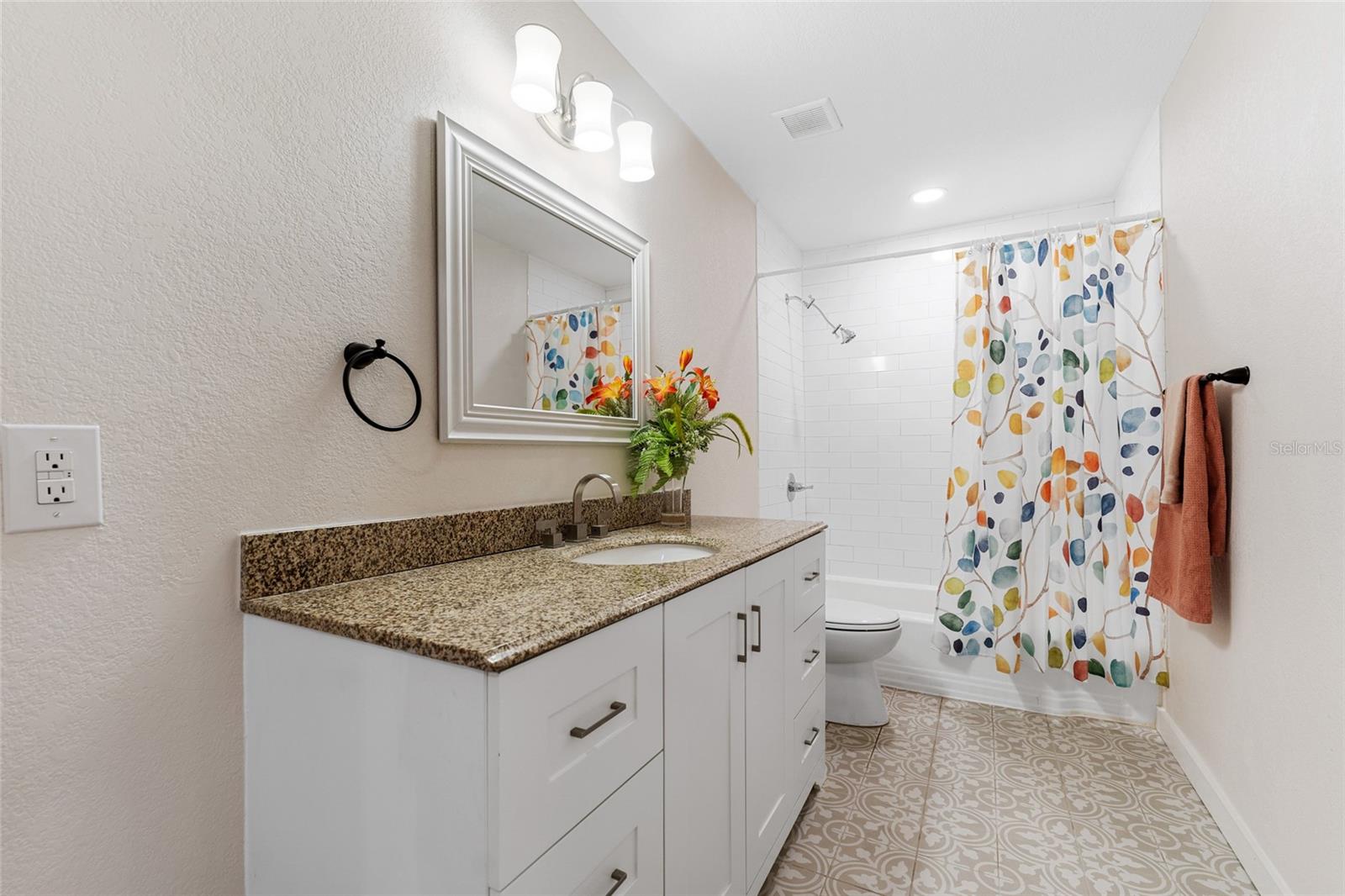 702 E GILCHRIST ST, PLANT CITY, FL, 33563