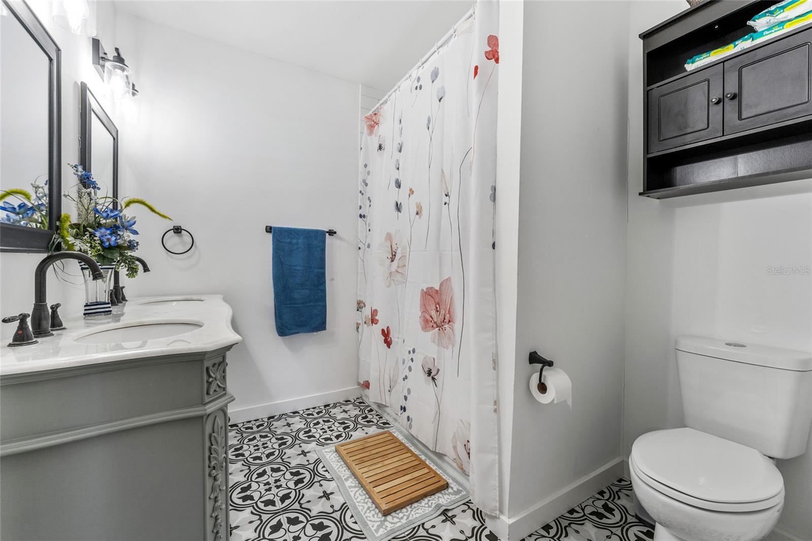 702 E GILCHRIST ST, PLANT CITY, FL, 33563