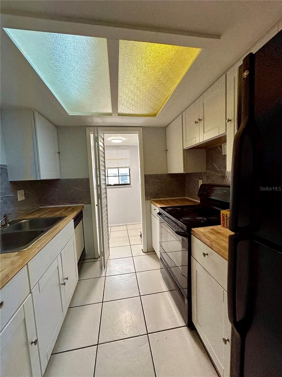 5855 62ND AVE N #108, PINELLAS PARK, FL, 33781